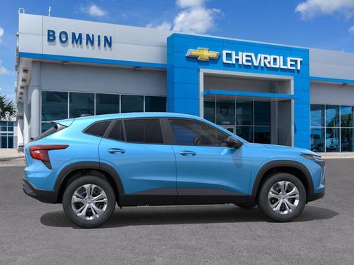 Marina Blue Metallic 2026 Chevrolet Trax LS