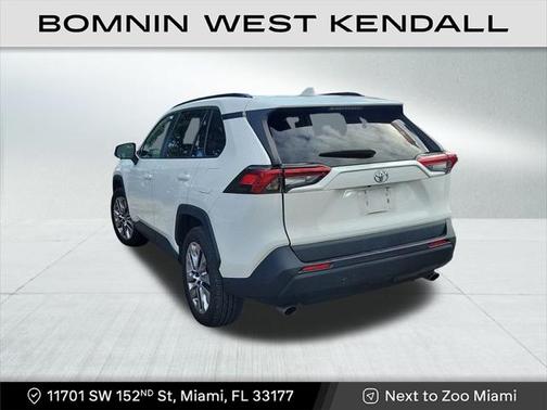 2020 Toyota RAV4 XLE Premium