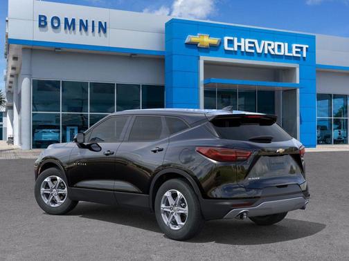Black 2025 Chevrolet Blazer 2LT