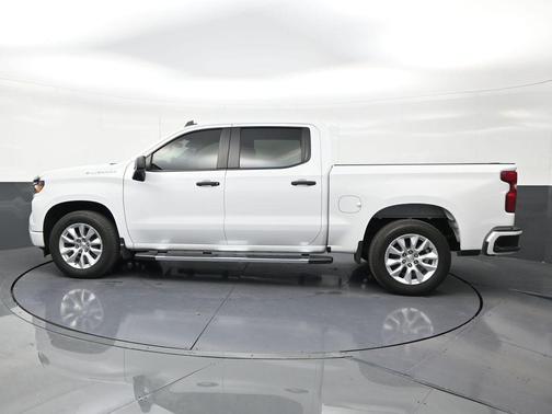 Summit White 2024 Chevrolet Silverado 1500 Custom