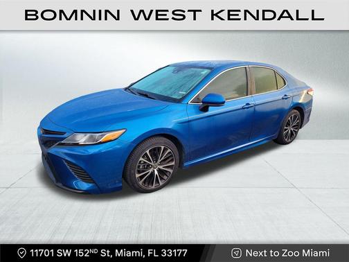 2020 Toyota Camry SE