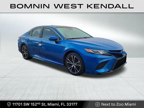 2020 Toyota Camry SE