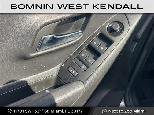 2022 Chevrolet Trax LS