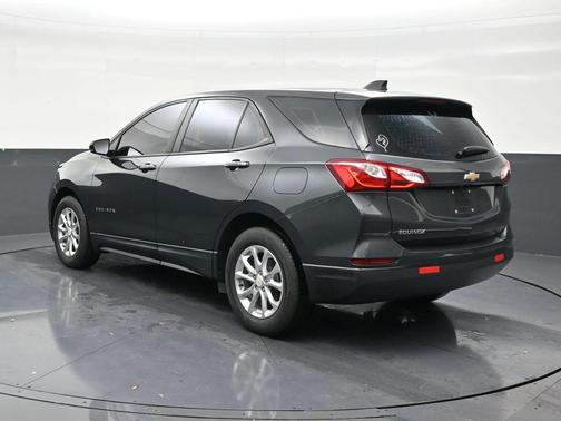 Nightfall Gray Metallic 2021 Chevrolet Equinox LS