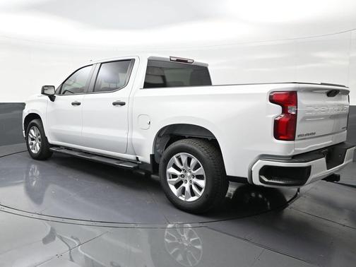 Summit White 2022 Chevrolet Silverado 1500 Limited Custom
