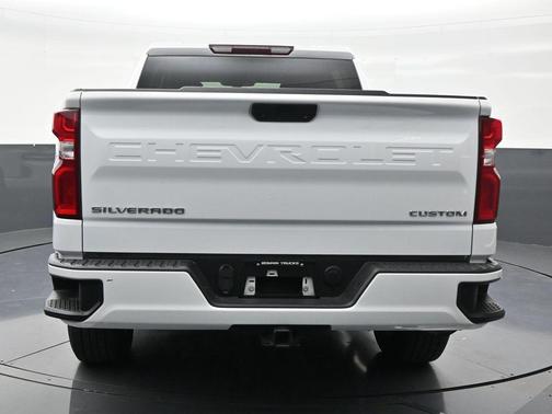Summit White 2022 Chevrolet Silverado 1500 Limited Custom