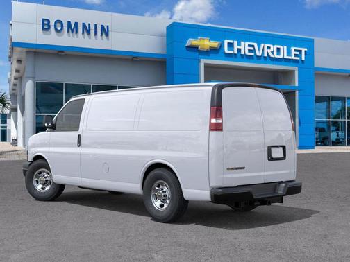2025 Chevrolet Express 2500 RWD 2500 Regular Wheelbase WT