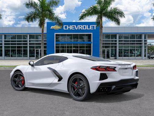 2026 Chevrolet Corvette Stingray w/2LT