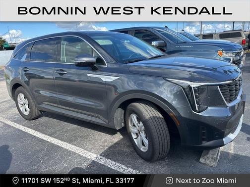 2024 Kia Sorento LX
