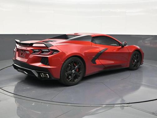 Red Mist Metallic Tintcoat 2021 Chevrolet Corvette Stingray w/3LT
