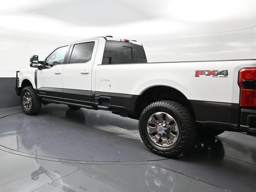 Star White Metallic Tri-Coat 2024 Ford F-250 King Ranch