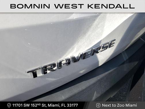 2022 Chevrolet Traverse LT Leather