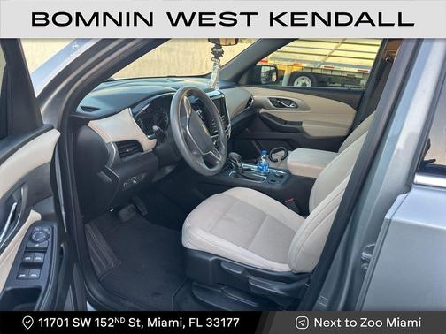 2023 Chevrolet Traverse LS