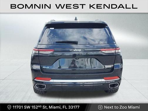 2023 Jeep Grand Cherokee Summit
