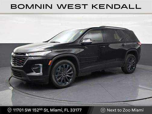 Mosaic Black Metallic 2023 Chevrolet Traverse RS