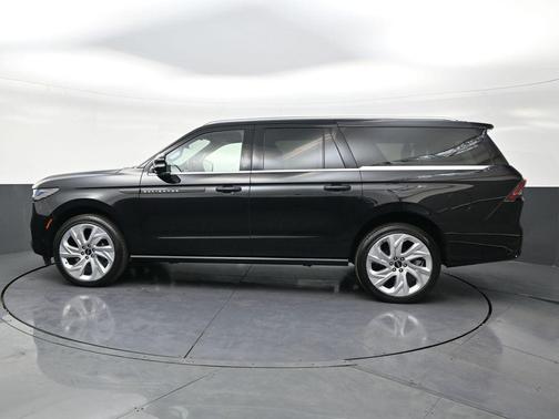 2025 Lincoln Navigator Black Label