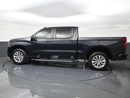 Dark Ash Metallic 2023 Chevrolet Silverado 1500 Custom
