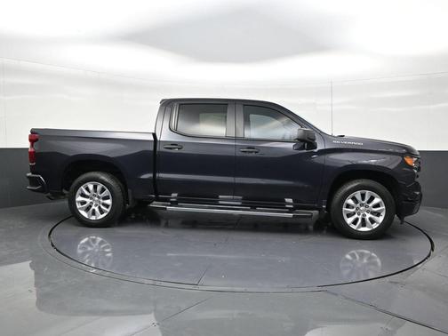 Dark Ash Metallic 2023 Chevrolet Silverado 1500 Custom