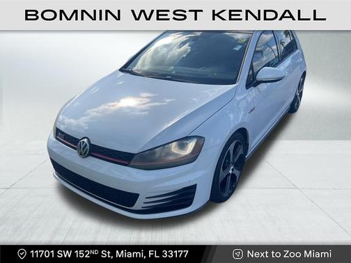 2015 Volkswagen Golf GTI 2.0T SE 4-Door