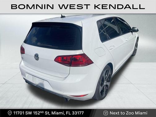 2015 Volkswagen Golf GTI 2.0T SE 4-Door