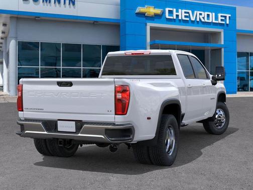 2026 Chevrolet Silverado 3500 LT