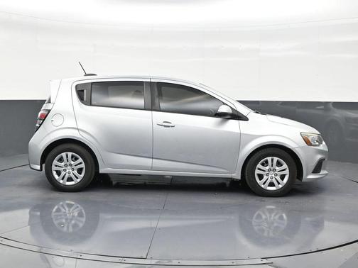 2020 Chevrolet Sonic FWD Hatchback 1FL 5-Door