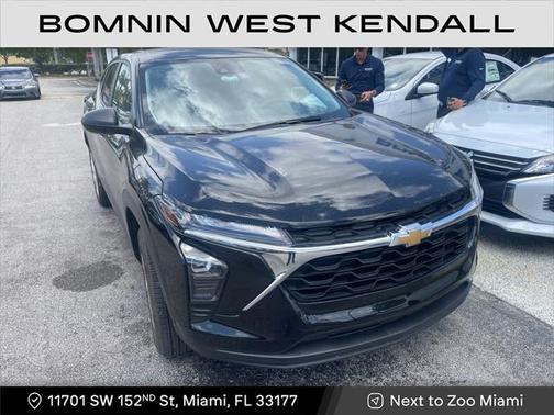 2025 Chevrolet Trax LS