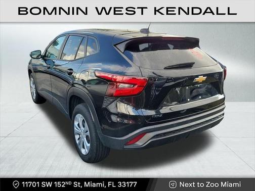 2025 Chevrolet Trax LS