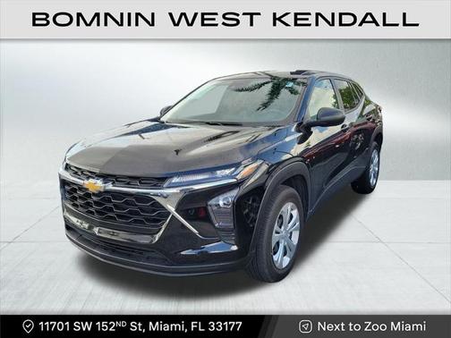 2025 Chevrolet Trax LS