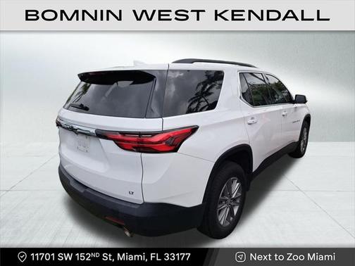 2022 Chevrolet Traverse LT Cloth