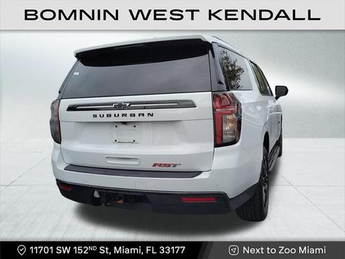 2023 Chevrolet Suburban RST