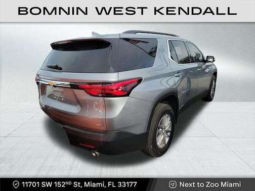 2024 Chevrolet Traverse LT Cloth