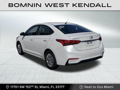 2022 Hyundai Accent SE