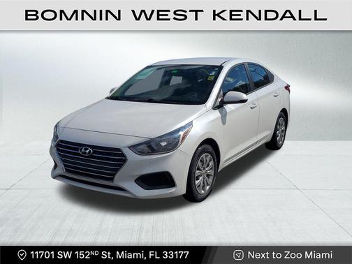 2022 Hyundai Accent SE