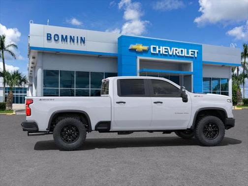 2025 Chevrolet Silverado 2500 4WD Crew Cab Standard Bed ZR2