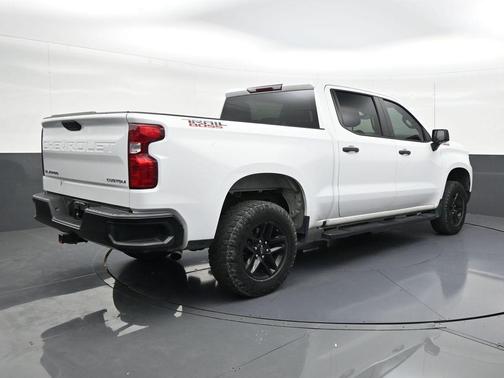 Summit White 2023 Chevrolet Silverado 1500 Custom Trail Boss