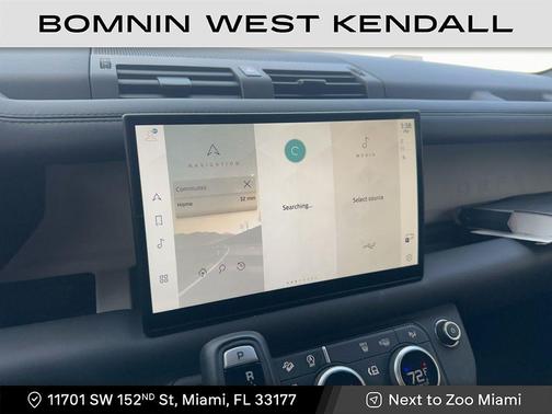 2025 Land Rover Defender 110 P400 X-Dynamic SE