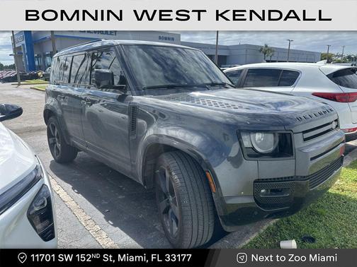 2025 Land Rover Defender 110 P400 X-Dynamic SE