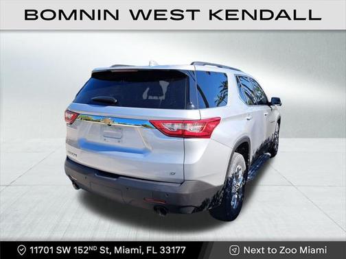2021 Chevrolet Traverse LT Cloth