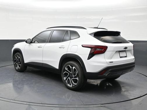 2025 Chevrolet Trax FWD 2RS