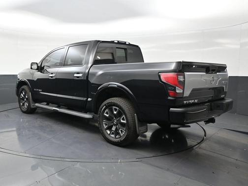 2021 Nissan Titan Platinum Reserve