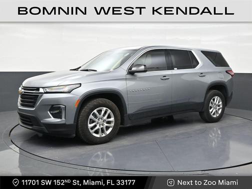 Sterling Gray Metallic 2023 Chevrolet Traverse LS