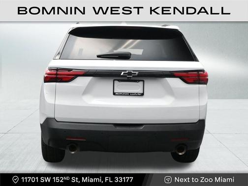 2022 Chevrolet Traverse LT Cloth