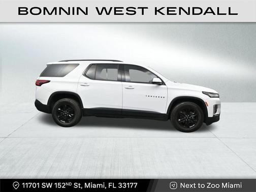 2022 Chevrolet Traverse LT Cloth