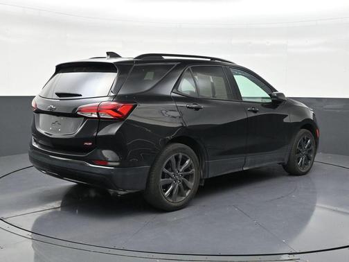 Mosaic Black Metallic 2023 Chevrolet Equinox FWD RS