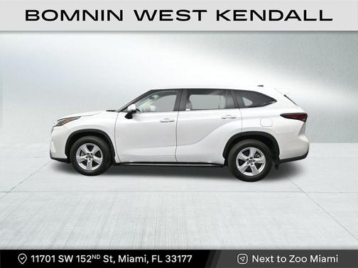 2025 Toyota Highlander LE