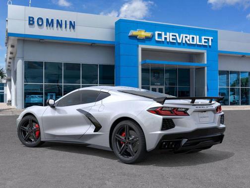 2026 Chevrolet Corvette Stingray w/2LT