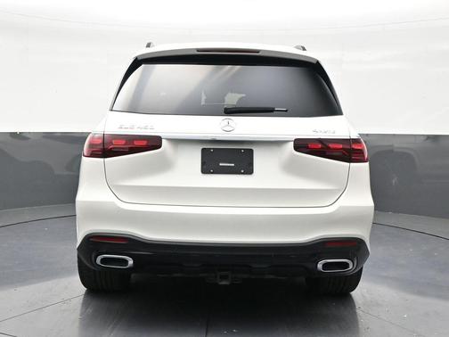 White 2024 Mercedes-Benz GLS 450 4MATIC