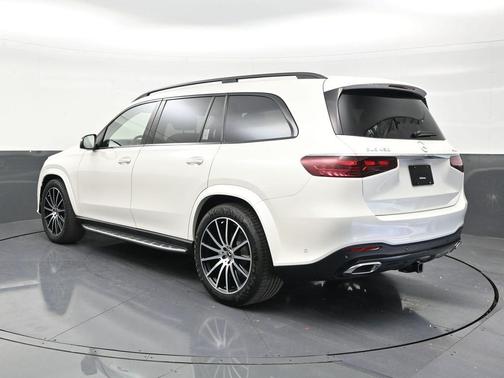 White 2024 Mercedes-Benz GLS 450 4MATIC