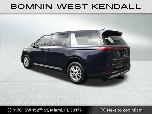 2022 Kia Carnival LXS